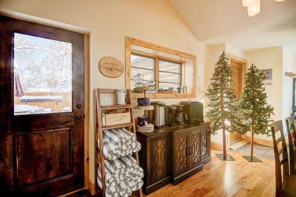 Engen Hus Bed And Breakfast Cottonwood Heights Экстерьер фото